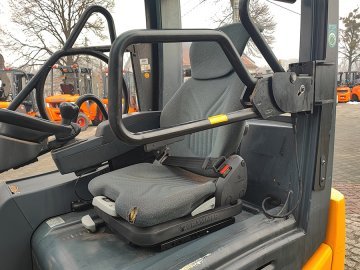 Wózek widłowy elektryczny Jungheinrich EFG 216K