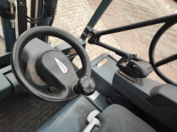 Wózek widłowy elektryczny Jungheinrich EFG 216K