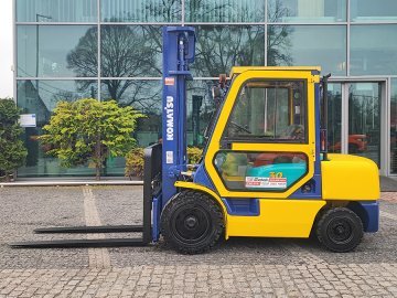 Wózek widłowy Komatsu FD30T-12