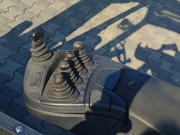 Wózek widłowy Linde H20T-02/600