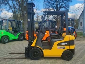 Wózek widłowy Caterpillar GP15NT