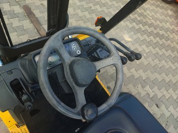 Wózek widłowy Caterpillar GP15NT