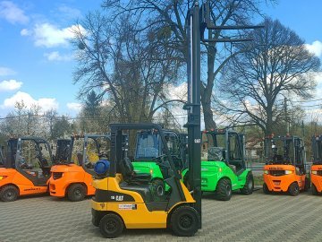 Wózek widłowy Caterpillar GP15NT