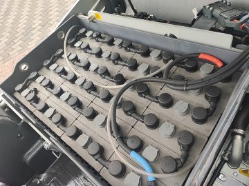 Wózek widłowy elektryczny Lonking LG18B 4 m D