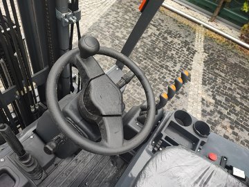 Wózek widłowy elektryczny Lonking LG15B 4,5 m T