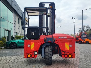 Wózek widłowy podwieszany Moffett M4 20.3