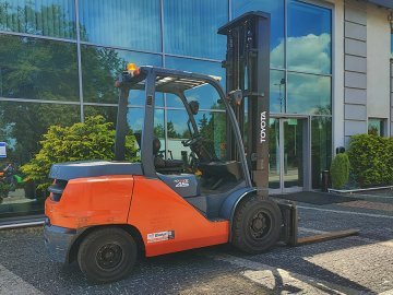 Wózek widłowy Toyota 40-8FD45N