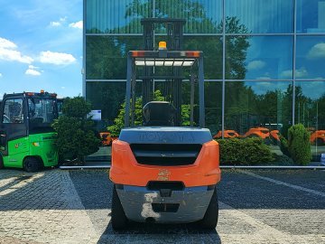 Wózek widłowy Toyota 40-8FD45N