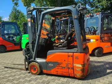 Wózek widłowy elektryczny Linde E16-02