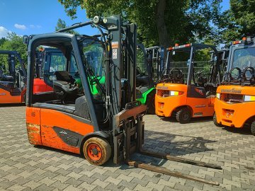 Wózek widłowy elektryczny Linde E16-02