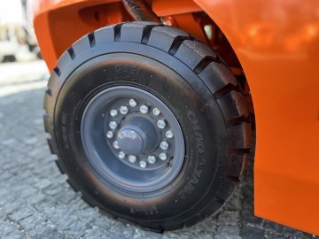 Wózek widłowy Lonking LG30DTX 4,5 m T