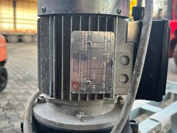 Podajnik do ziarna dla drobiu Dalton Spin Feeder podajnik do ziarna