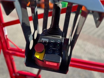 Elektryczny podest nożycowy Günstig HS1012E | 9.8 |11.8 m