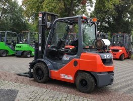 Toyota 02-8FGF30