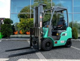 Mitsubishi FG15N 1500kg 4,7m Triplex