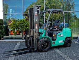 Mitsubishi FG30N 3000kg 3,3m Duplex